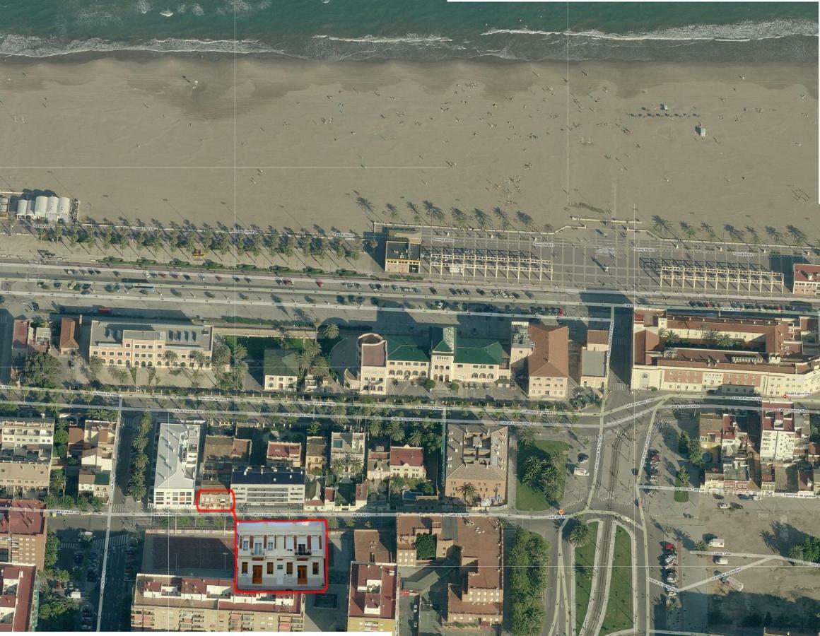 Old Fisherman'S House In Malvarrosa Beach Valencia Exteriör bild